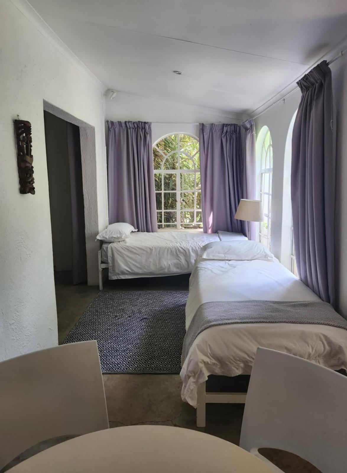 Maison d'hôtes The Bardolino Artists Retreat à Mbombela Chambre photo